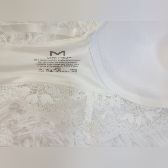 Maidenform Pure Comfort White Lace Bralette - Picture 13 of 13
